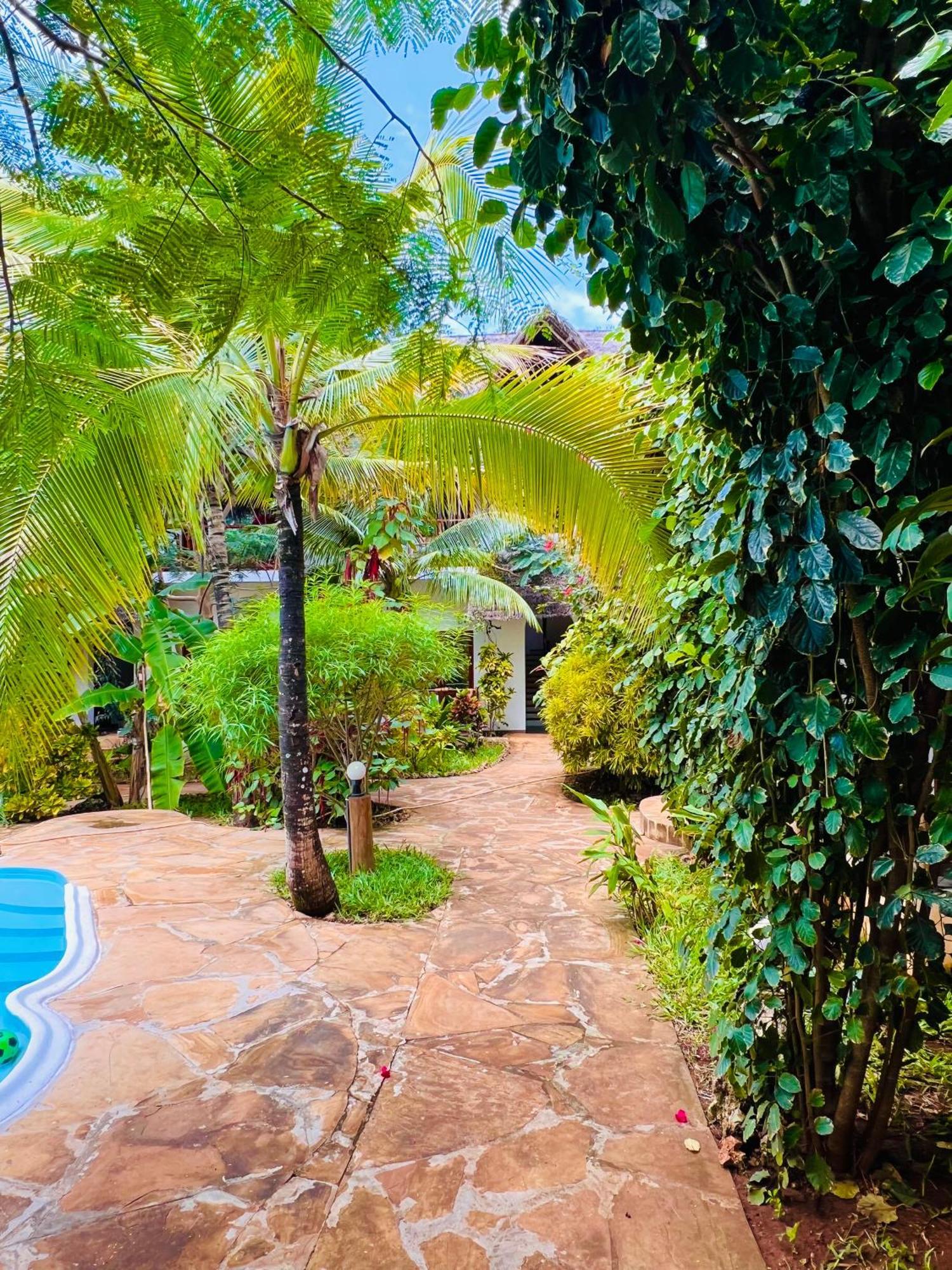 Tropical Nungwi Hotel Exterior photo